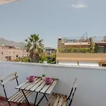 Apartment Guesthost - Bright With Balcony Giardini Naxos