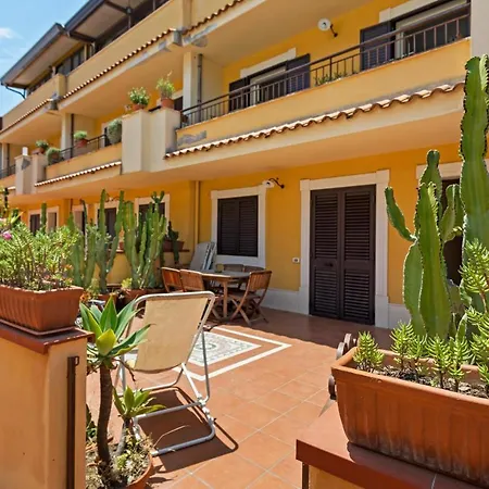 Bright With Balcony *