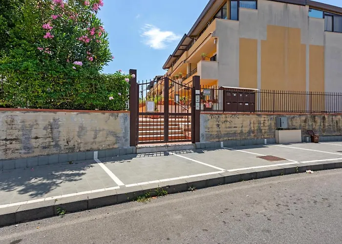 Appartamento Guesthost - Bright With Balcony Giardini Naxos