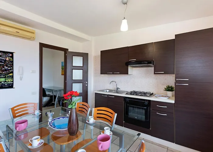 Appartamento Guesthost - Bright With Balcony